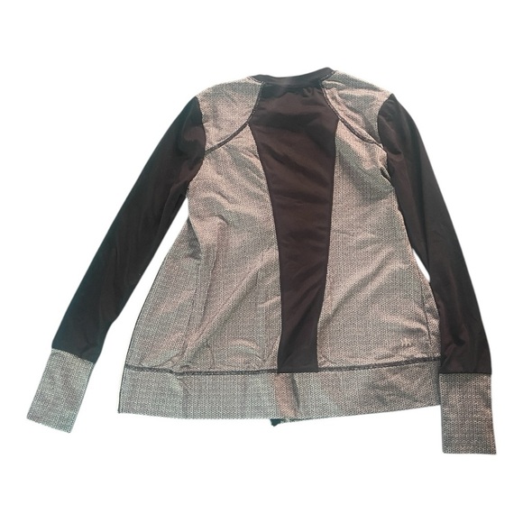 Stylish Black and Gray Women's Running Top - Picture 5 of 6